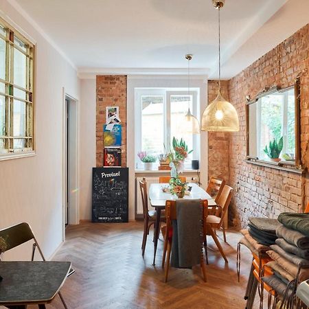 Beautiful Park Apartment For 4 Guests เบอร์ลิน ภายนอก รูปภาพ