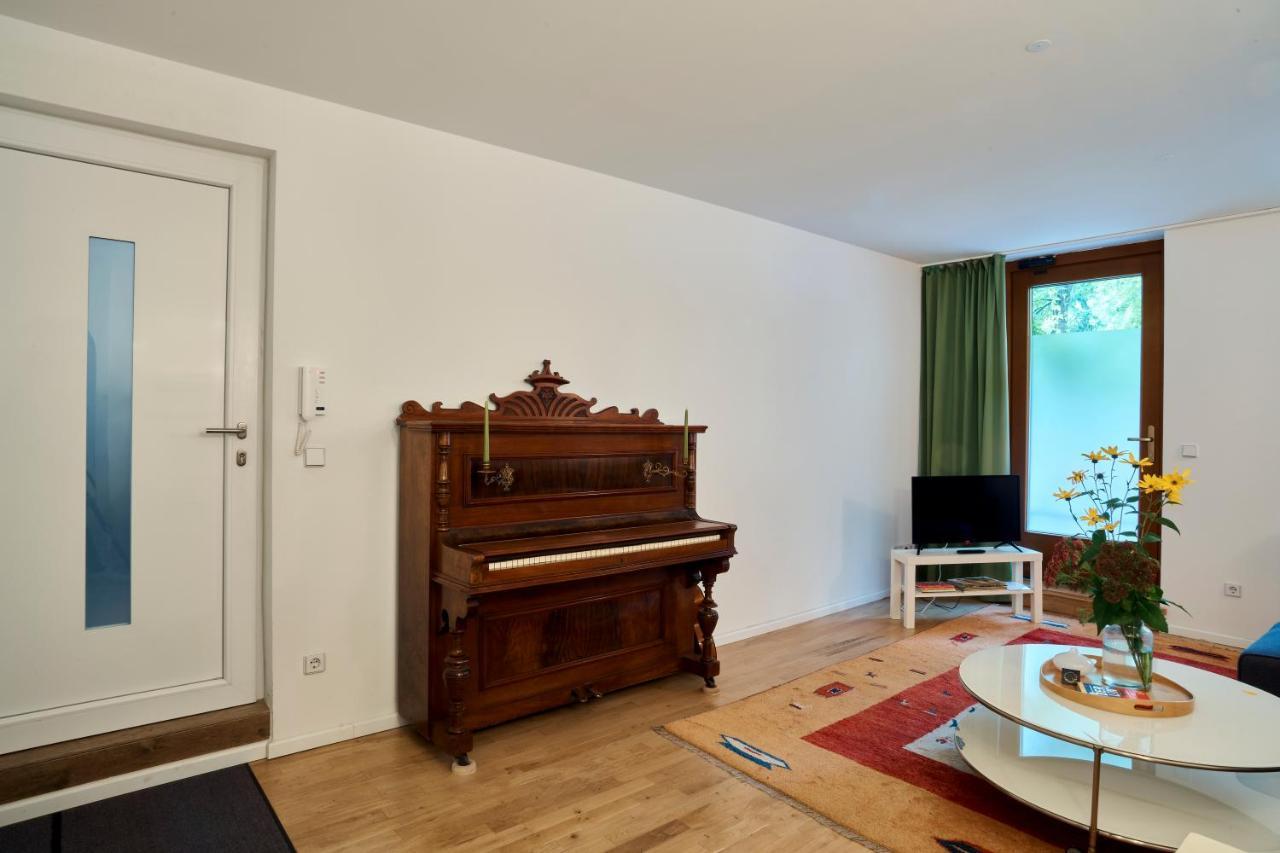 Beautiful Park Apartment For 4 Guests เบอร์ลิน ภายนอก รูปภาพ