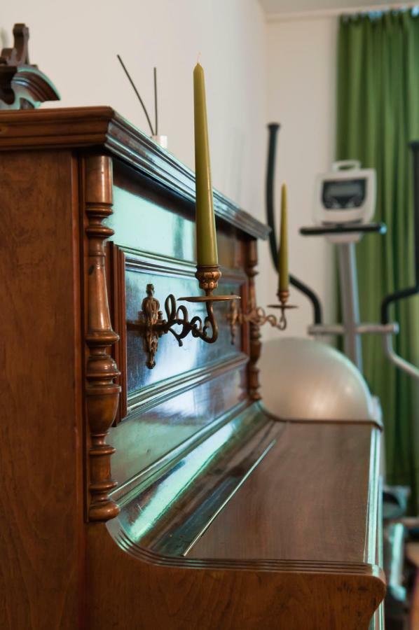 Beautiful Park Apartment For 4 Guests เบอร์ลิน ภายนอก รูปภาพ