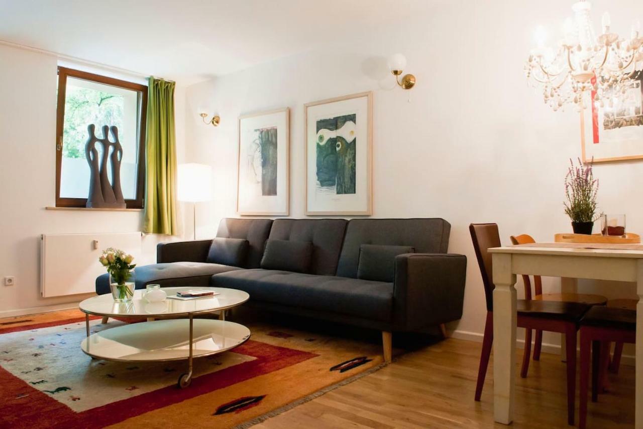 Beautiful Park Apartment For 4 Guests เบอร์ลิน ภายนอก รูปภาพ